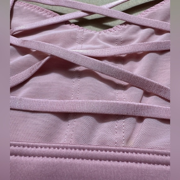 Victoria Sport Ballet Pink Size Medium Strappy Sports Bra - Picture 14 of 14